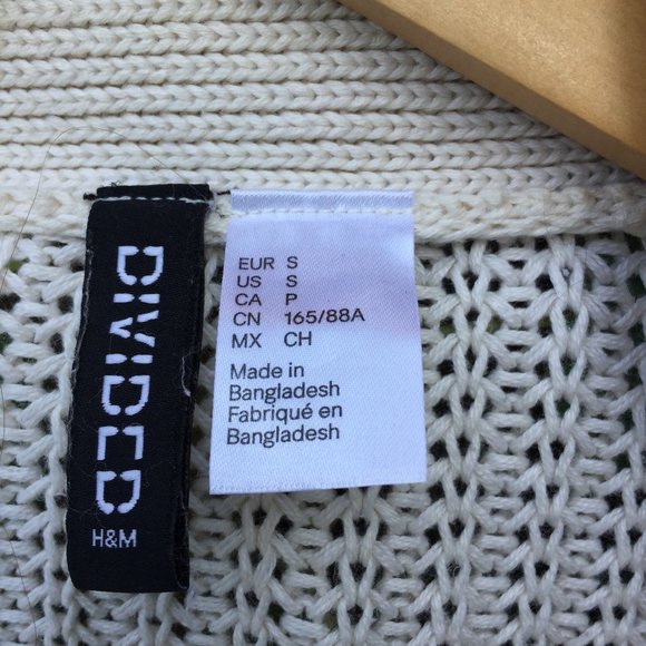 Chunky knit open cardigan with Hearts - Picture 11 of 11